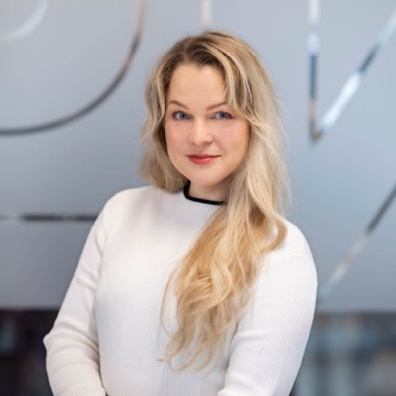 Iva Stejskalová, Skanska Residential